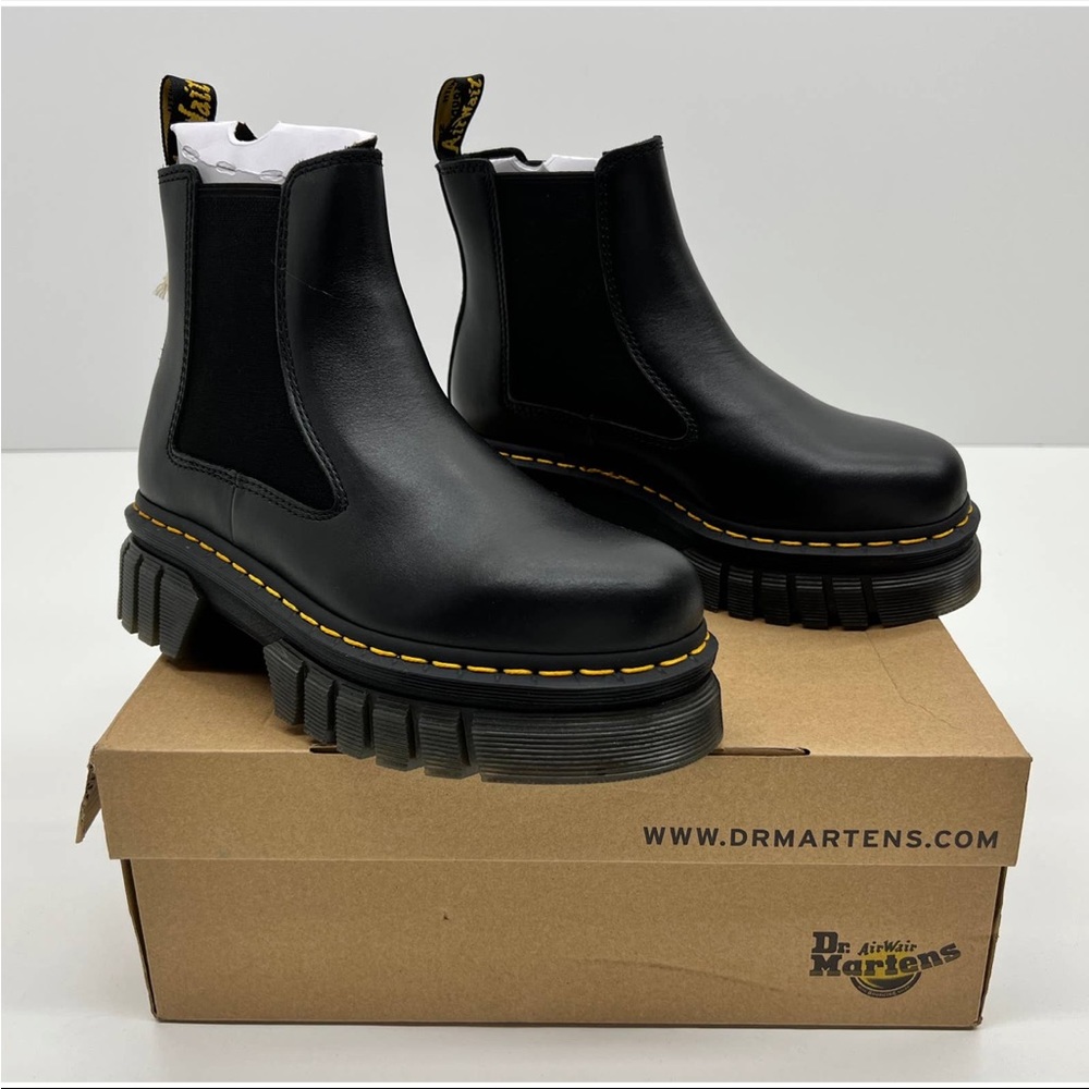 DR. MARTENS AUDRICK NAPPA LEATHER PLATFORM CHELSEA BOOTS BLACK SIZE 8 #013S